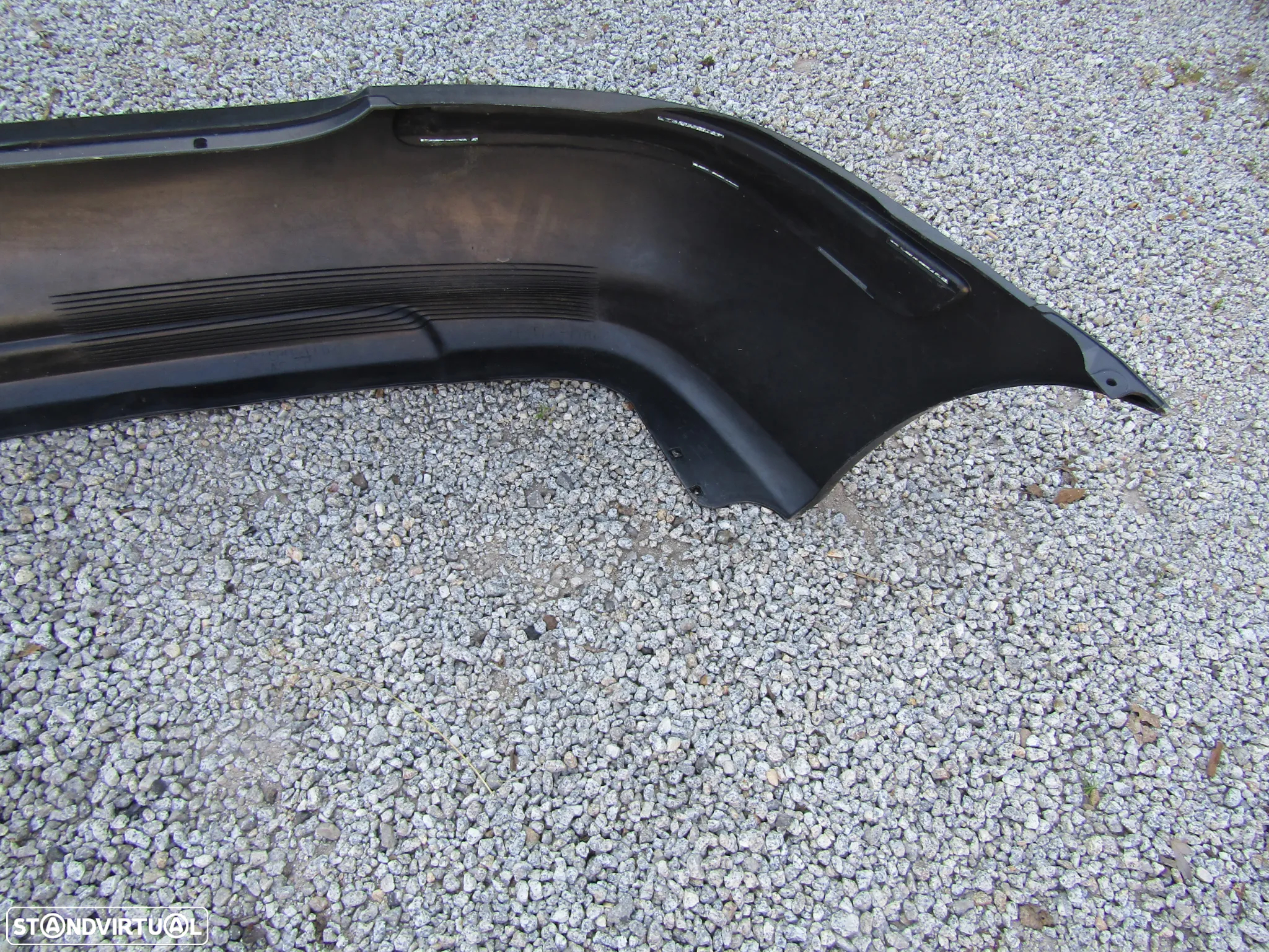 Para-choques tras Nissan Almera N16 ano 2000/2006 original (ver descrição e detalhes) - 7