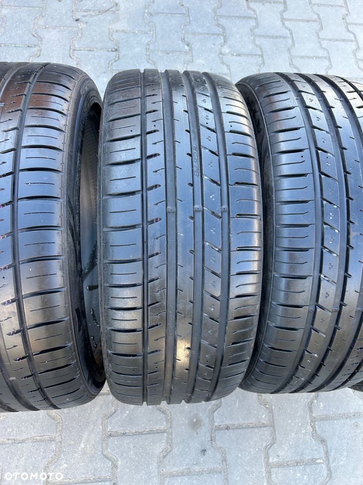 Opony 225 40 R19 kumho letnie komplet 7 mm - 4