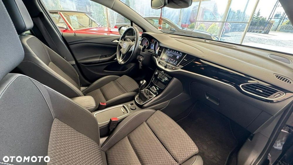 Opel Astra 1.6 D Start/Stop Dynamic - 31