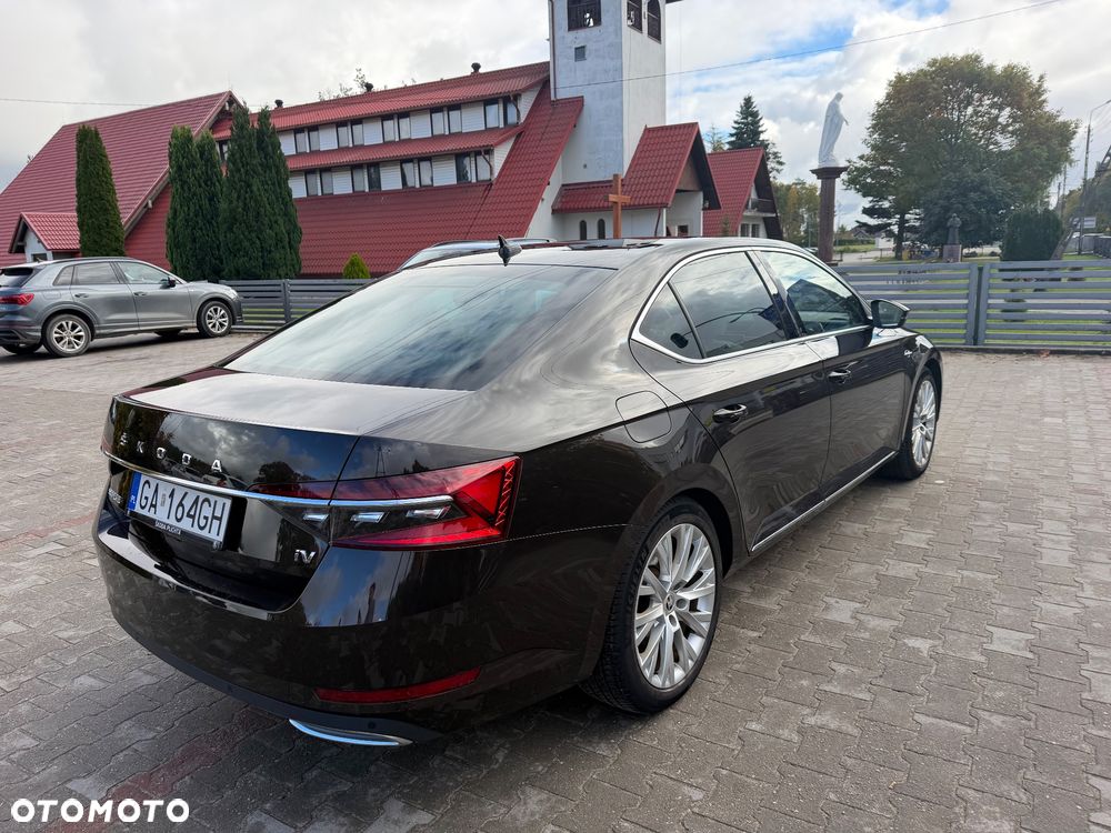 Skoda Superb 2020 photo 5