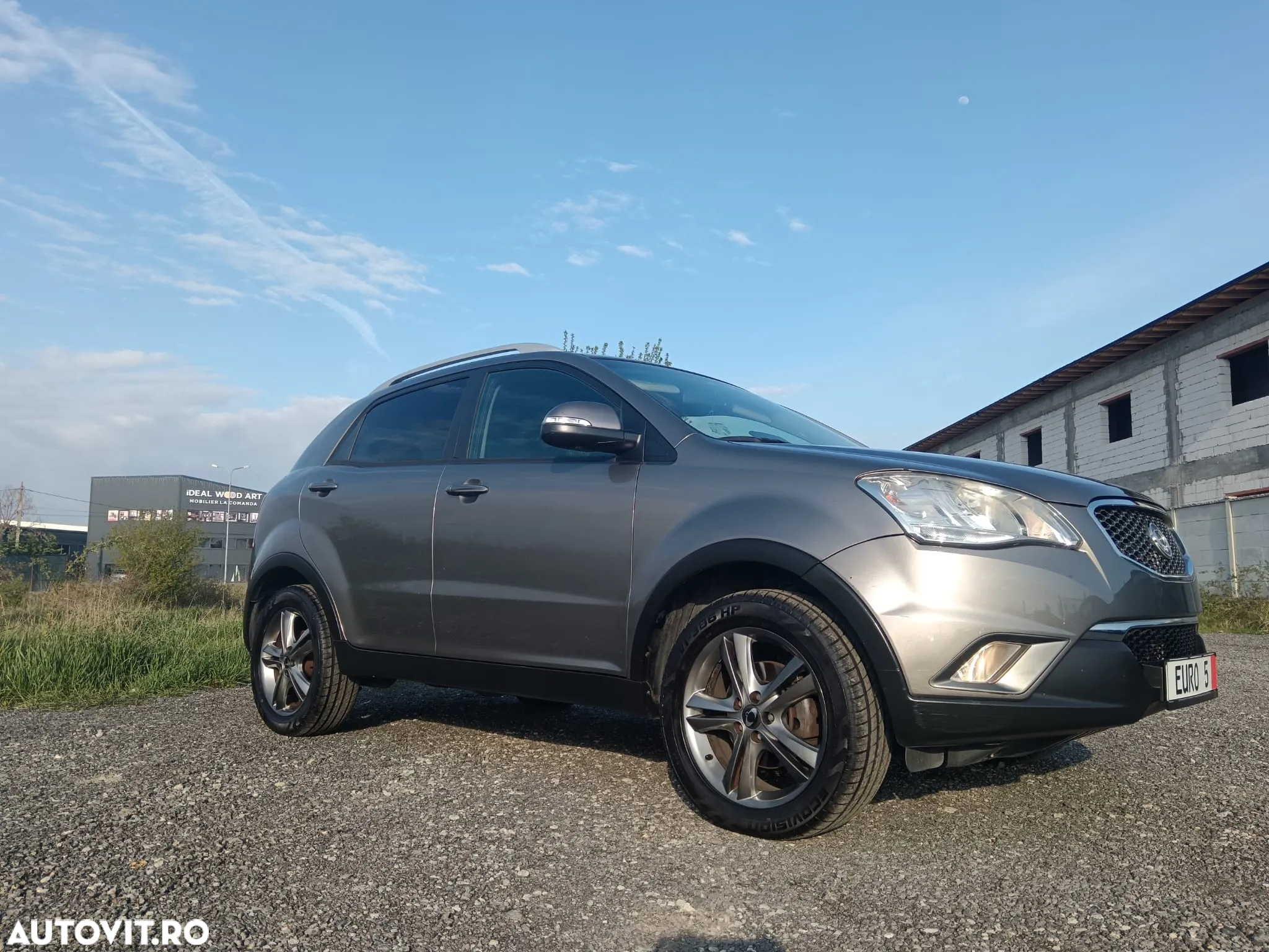 SsangYong Korando 2.0 E-XDI DPF 2WD Crystal - 2