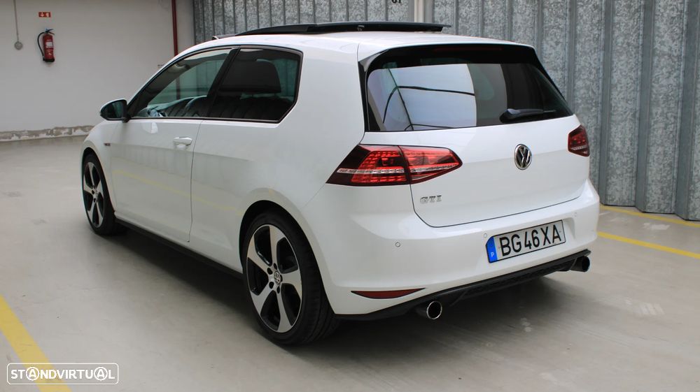 VW Golf GTI Performance BlueMotion - 6