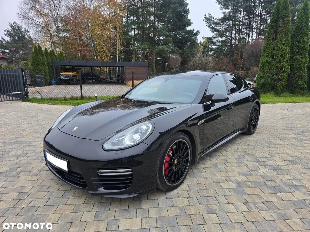 Porsche Panamera GTS - 1