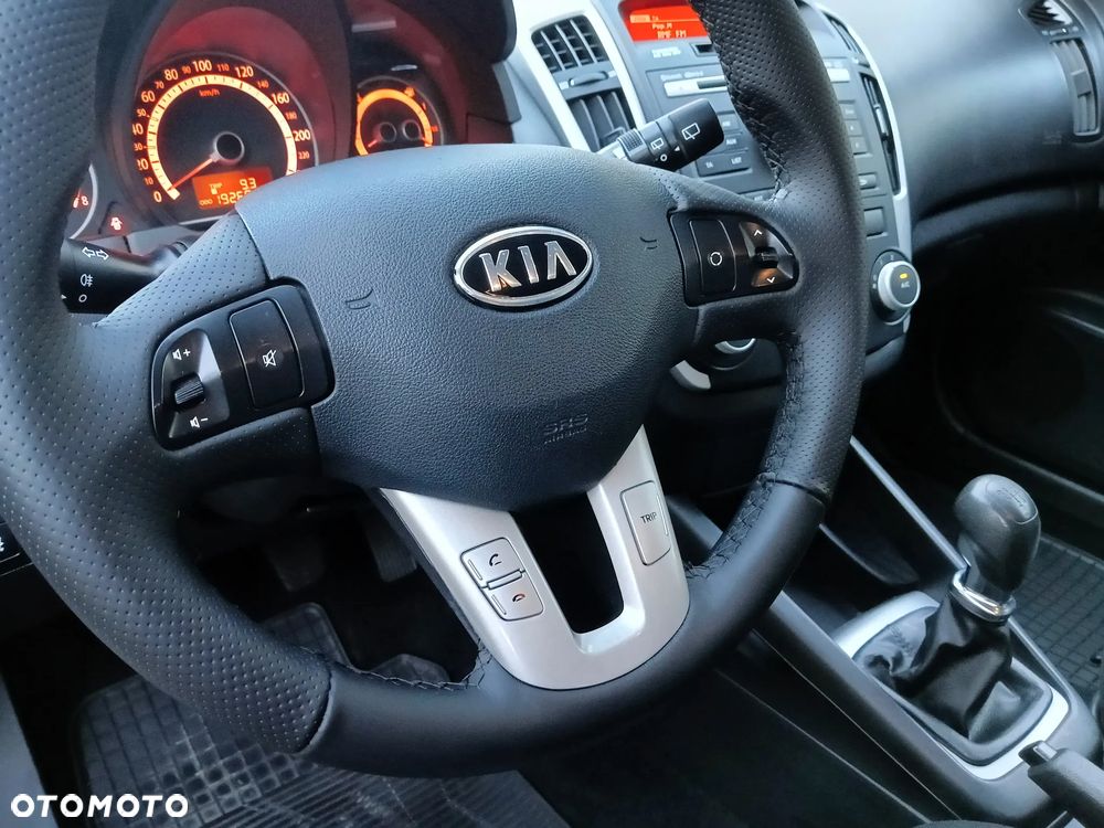 Kia ProCeed - 34