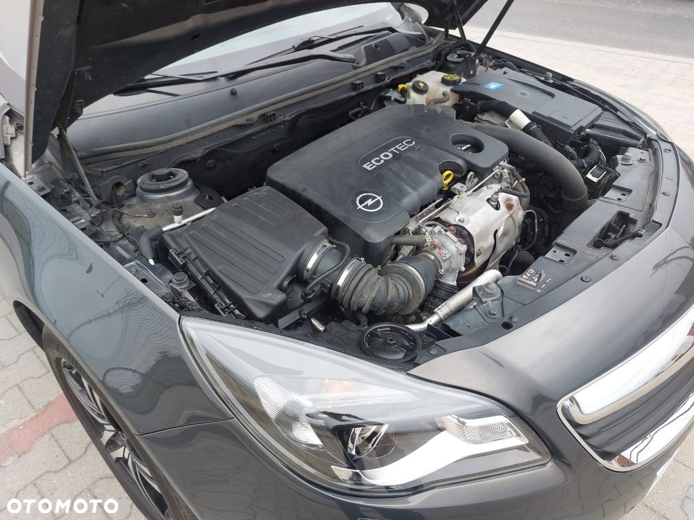 Opel Insignia - 23