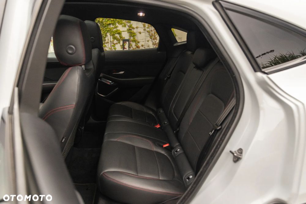 Jaguar E-Pace P250 AWD First Edition - 16