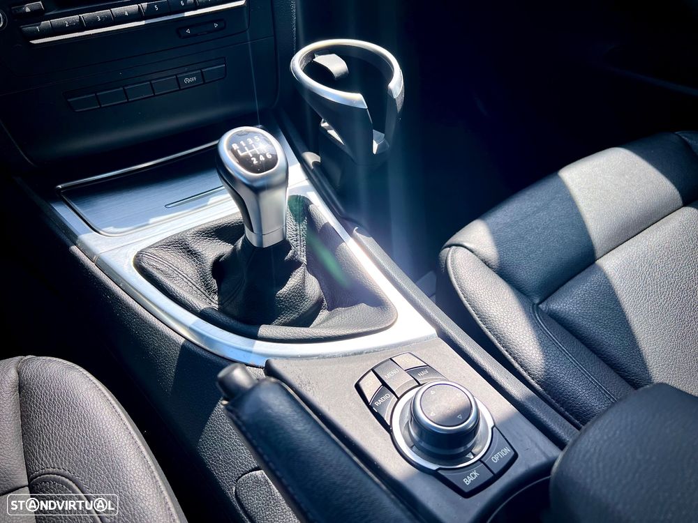 BMW 118 d Sport Line - 12