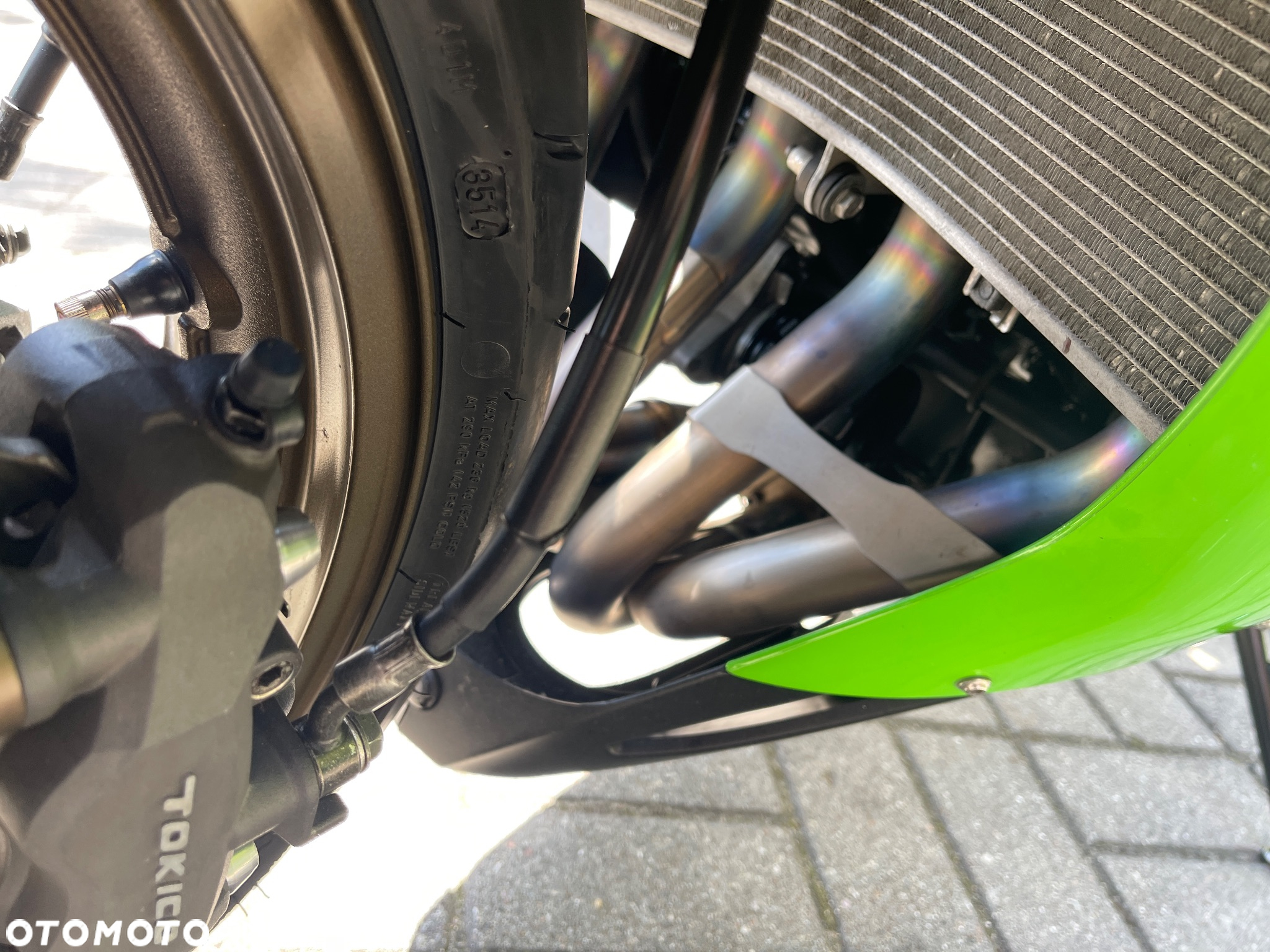 Kawasaki ZX - 16