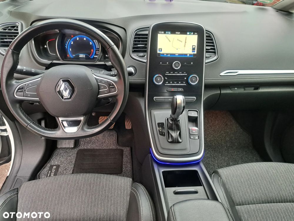 Renault Scenic TCe 140 GPF EDC BUSINESS EDITION - 11