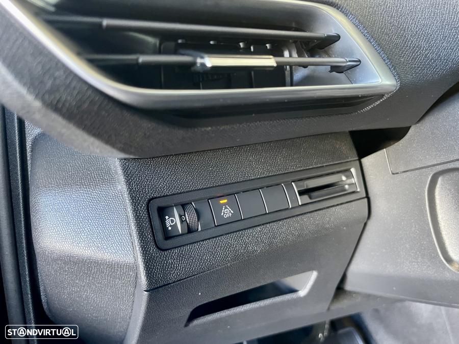 Peugeot 3008 1.2 PureTech Allure - 12
