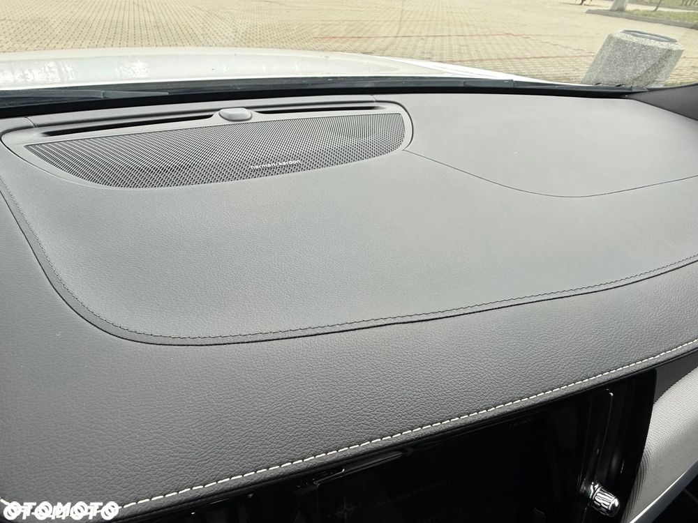 Volvo V90 T4 R-Design - 25