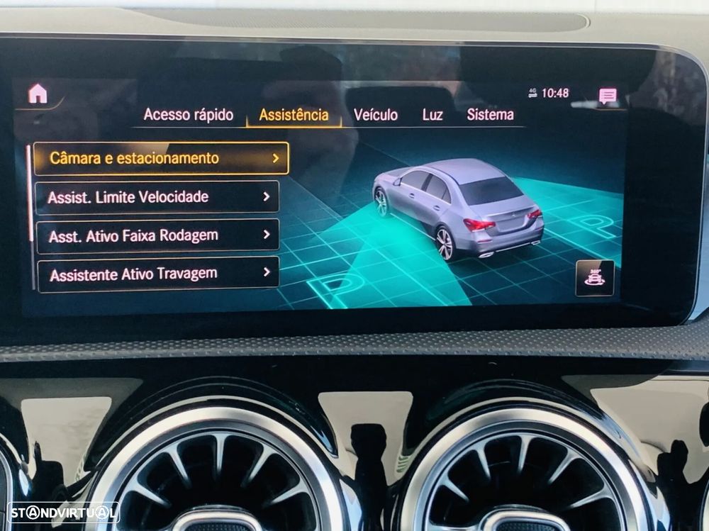 Mercedes-Benz A 180 Limousine d AMG Line - 22
