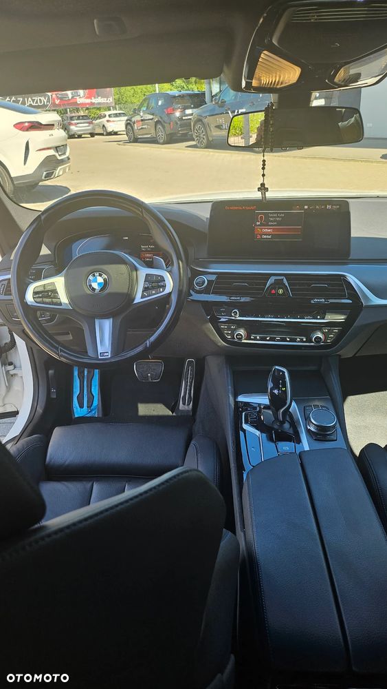 BMW Seria 5 540d xDrive mHEV M Sport sport - 7