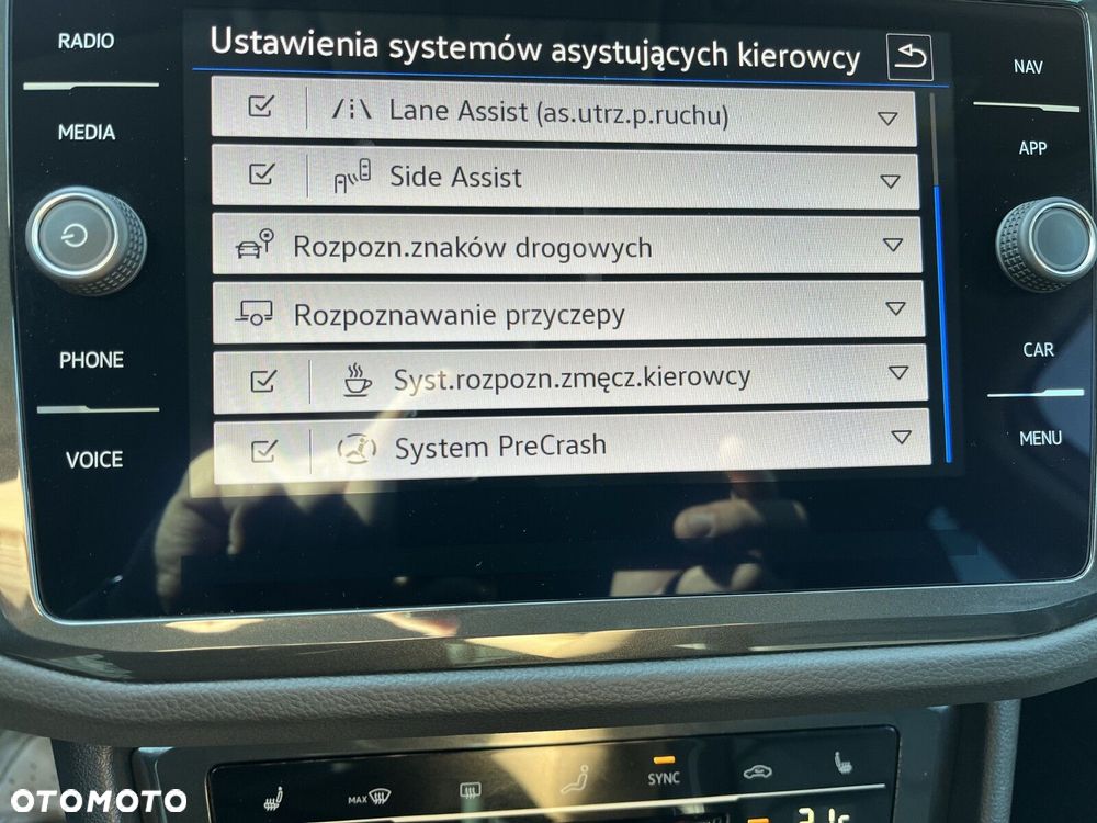 Volkswagen Tiguan 2.0 TSI 4Mot Elegance DSG - 36