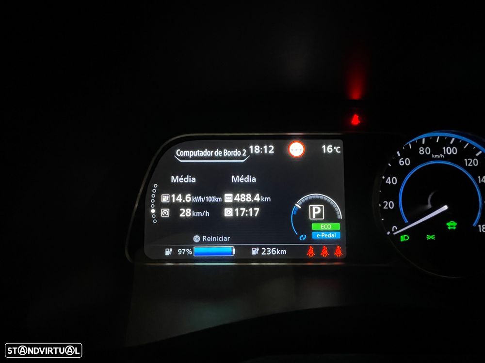 Nissan Leaf Tekna Two Tone+ProPilot Park - 30