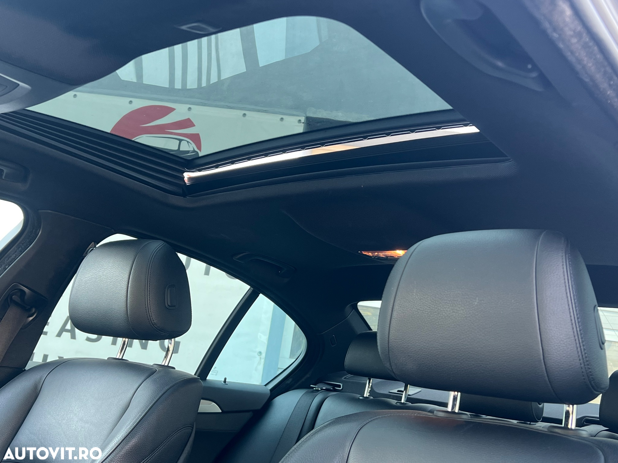 BMW Seria 5 520d AT - 14