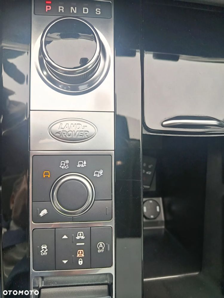 Land Rover Discovery 2.0 Si4 HSE Luxury - 17