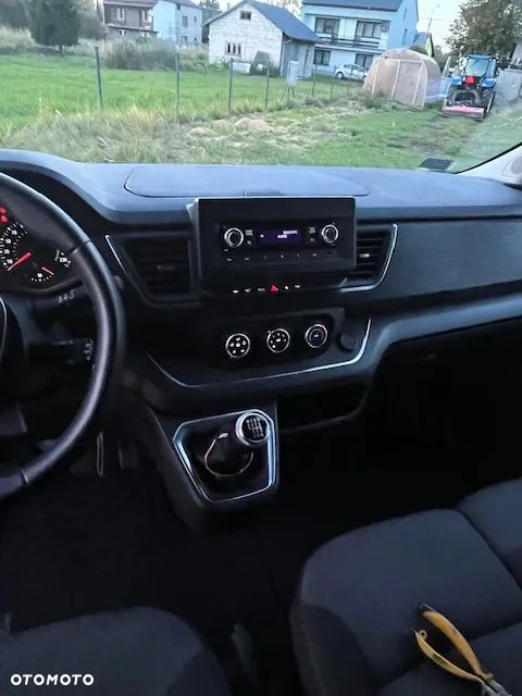 Renault Trafic - 9