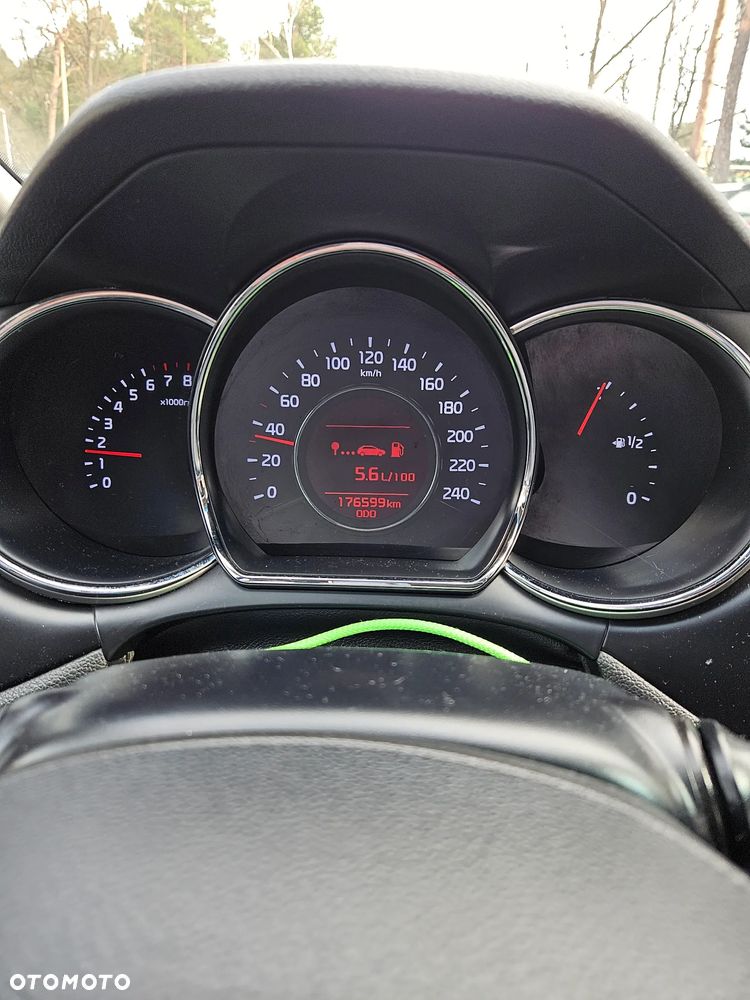 Kia Ceed 1.4 CVVT Fifa World Cup Edition - 4