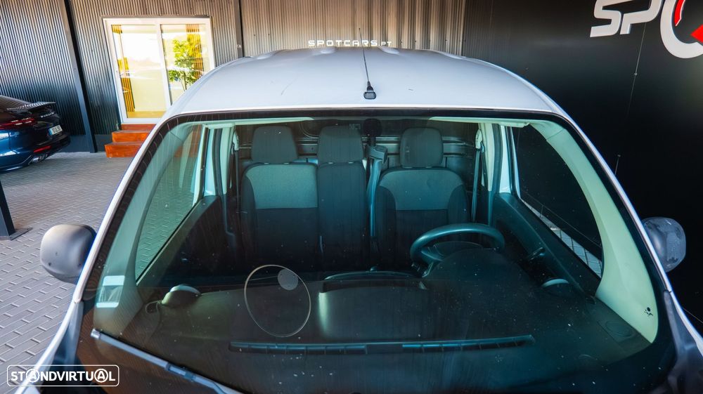 Renault Kangoo 1.5 dCi Business S/S 3L - 18