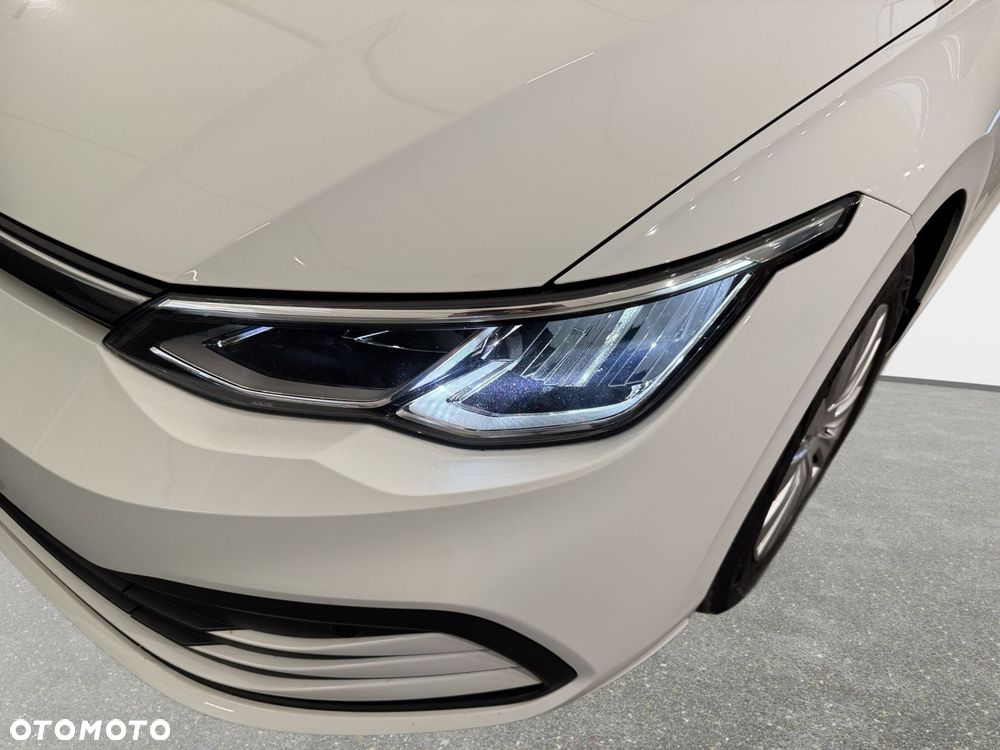 Volkswagen Golf Variant - 10
