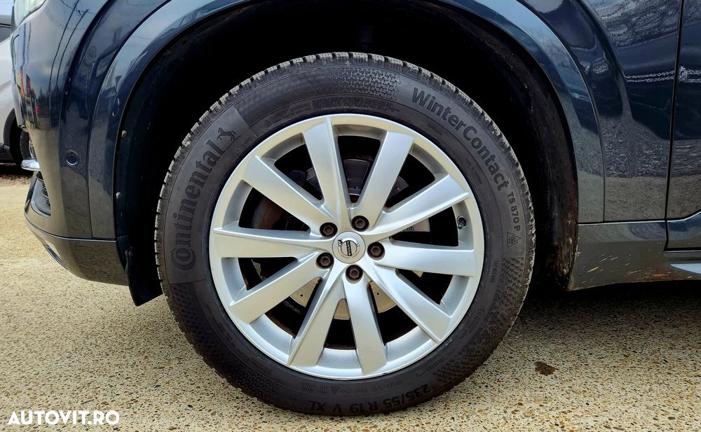 Volvo XC 90 D5 AWD Geartronic Momentum - 40