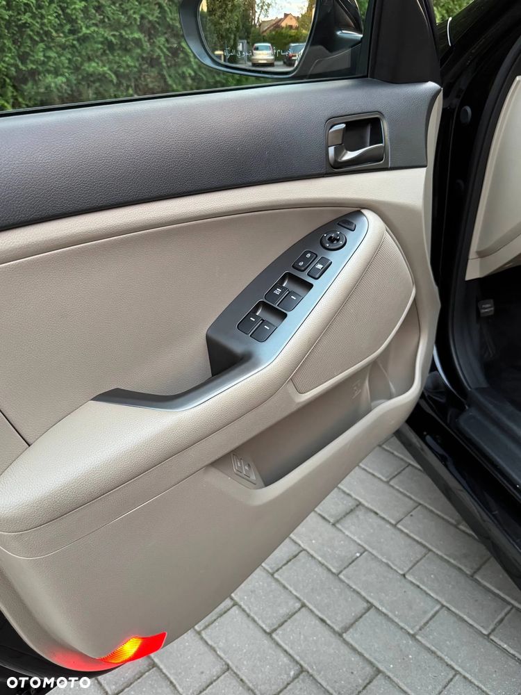 Kia Optima - 18