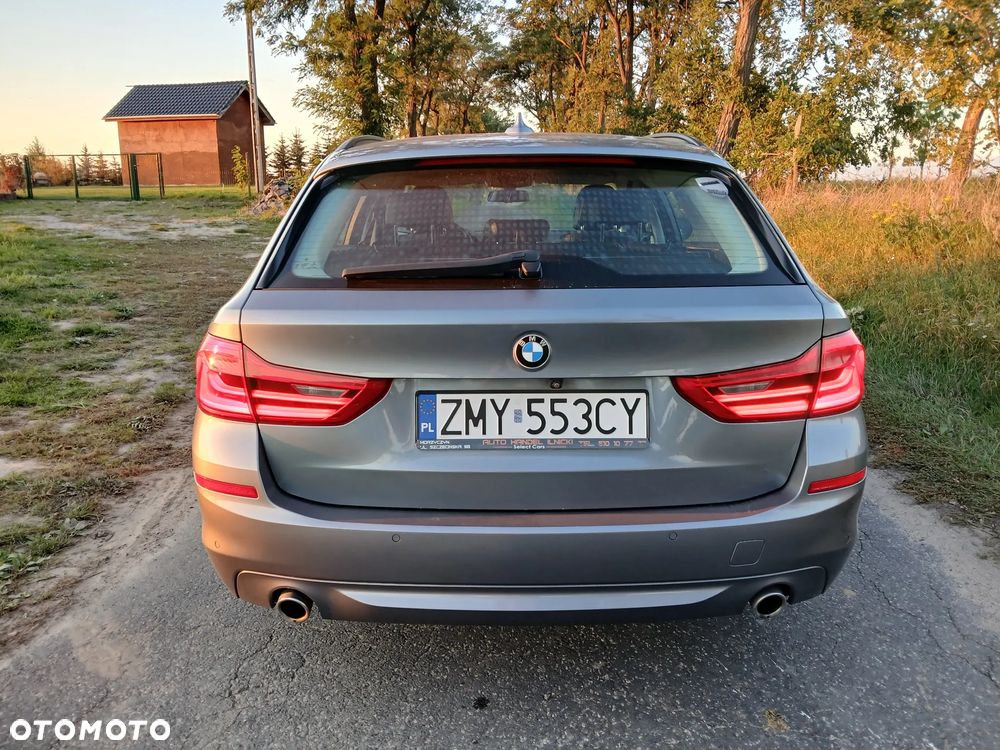 BMW Seria 5 520d Touring - 5