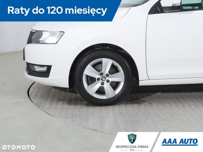 Skoda RAPID - 15