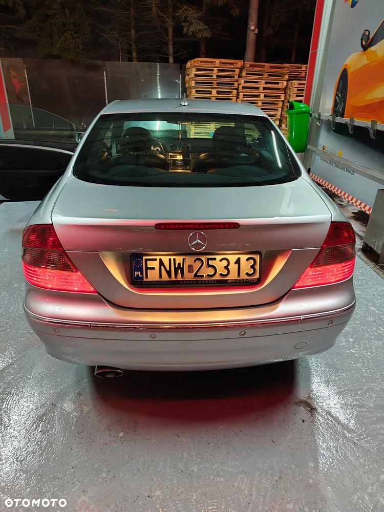 Mercedes-Benz CLK - 8