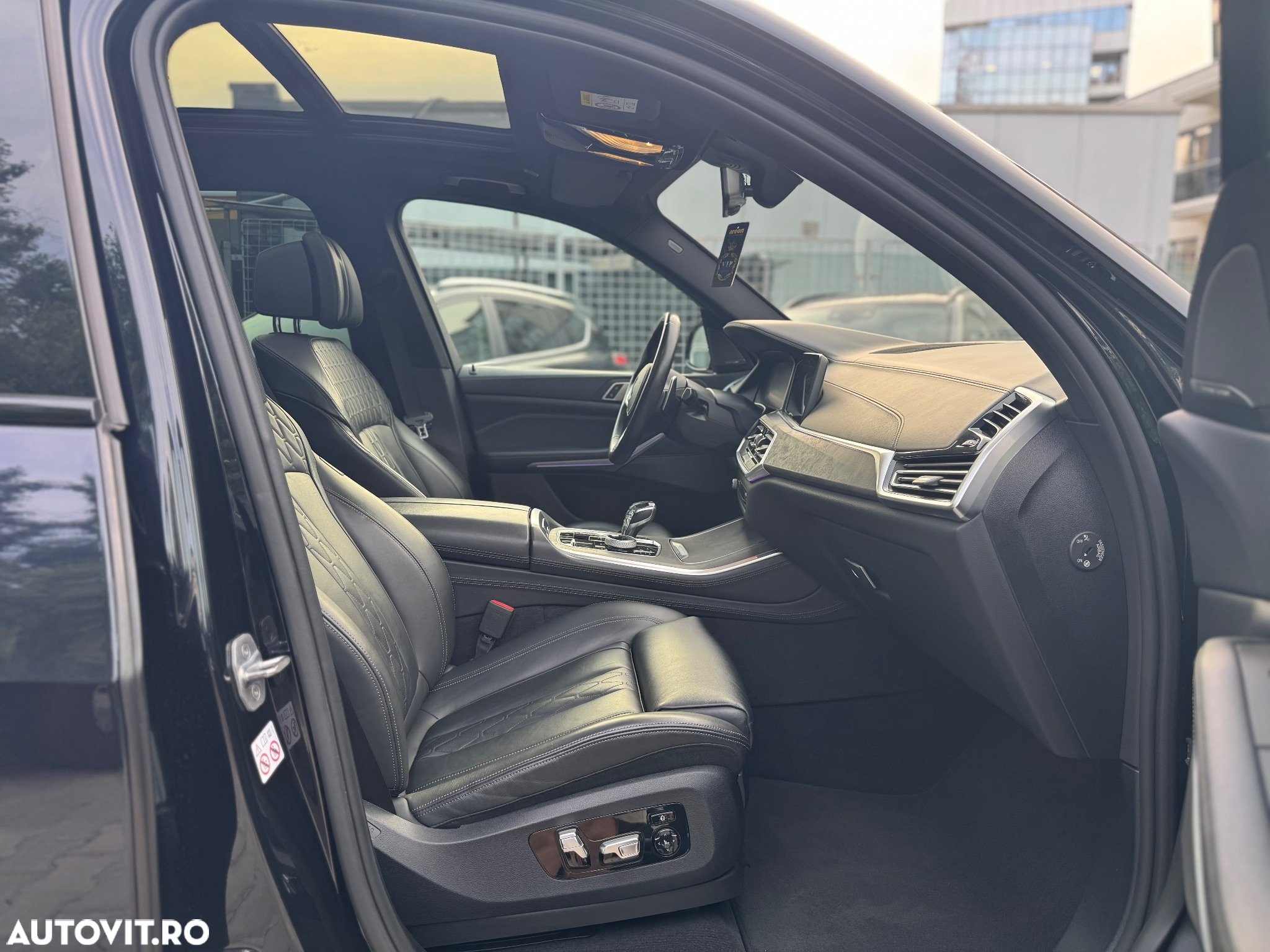 BMW X5 xDrive40i - 14