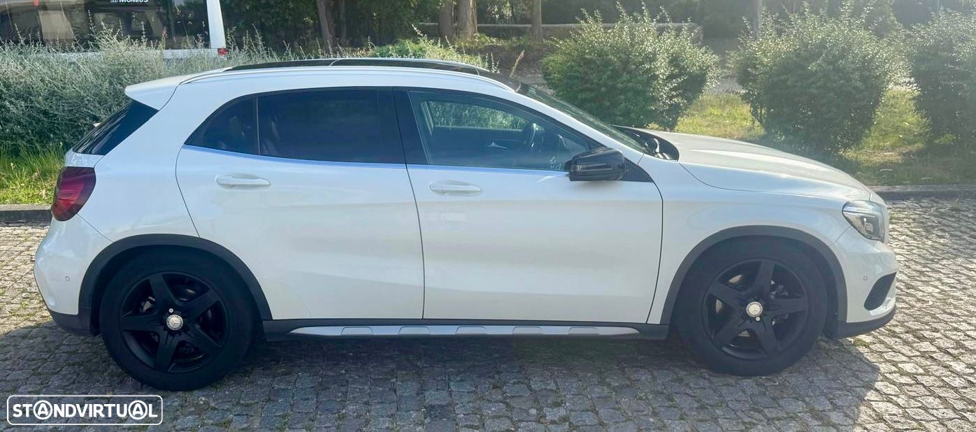 Mercedes-Benz GLA 220 CDi AMG Line 4-Matic - 7