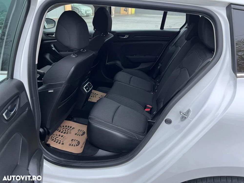 Renault Megane BLUE dCi Limited - 19