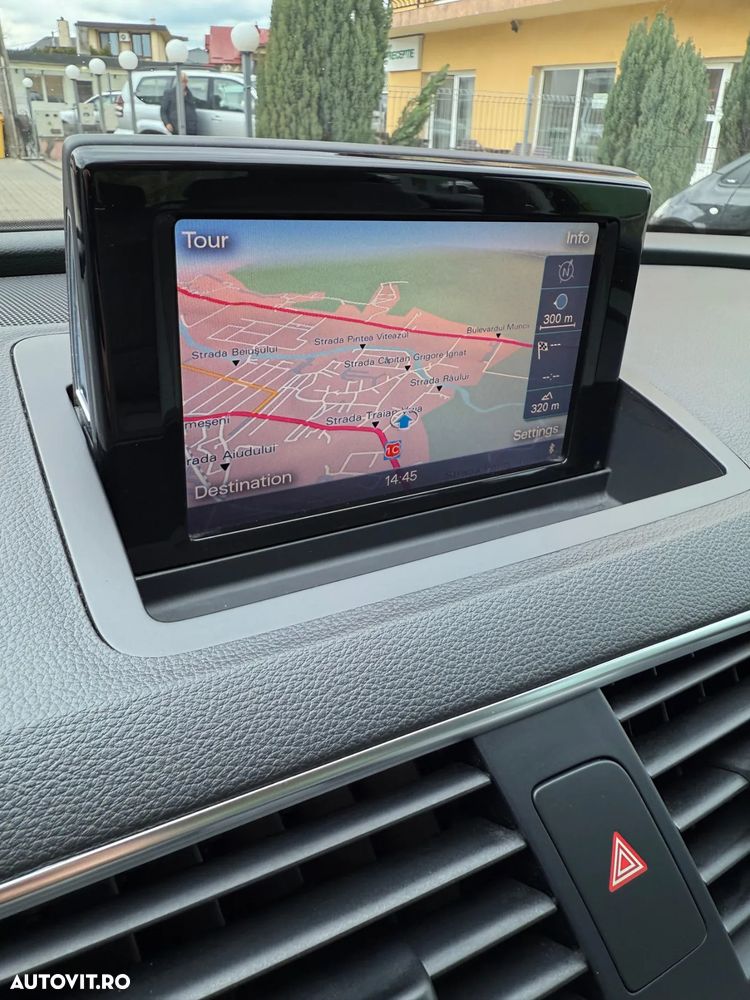 Audi Q3 2.0 TDI Quattro S tronic - 13