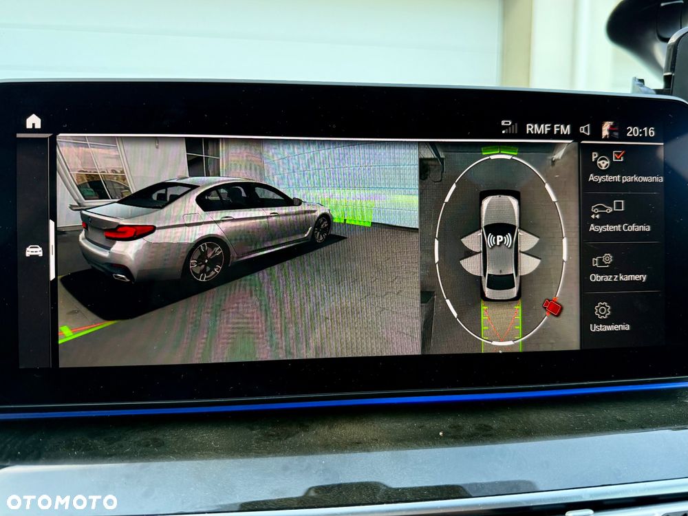 BMW Seria 5 M550i xDrive - 13