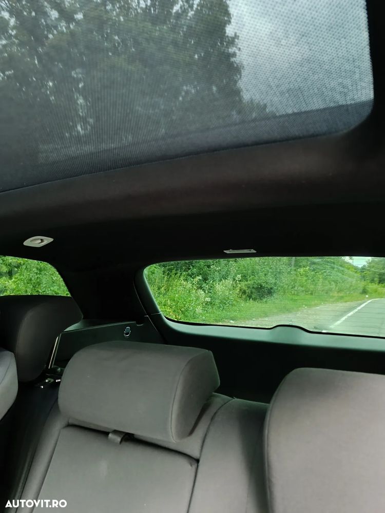 Volkswagen Golf - 17