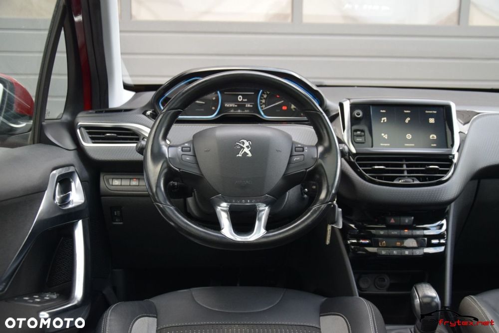 Peugeot 2008 - 30
