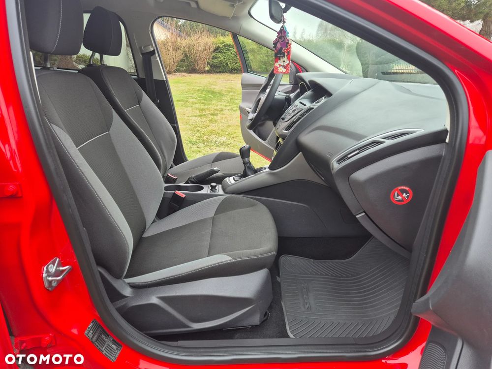 Ford Focus 1.6 TI-VCT Champions Edition - 24