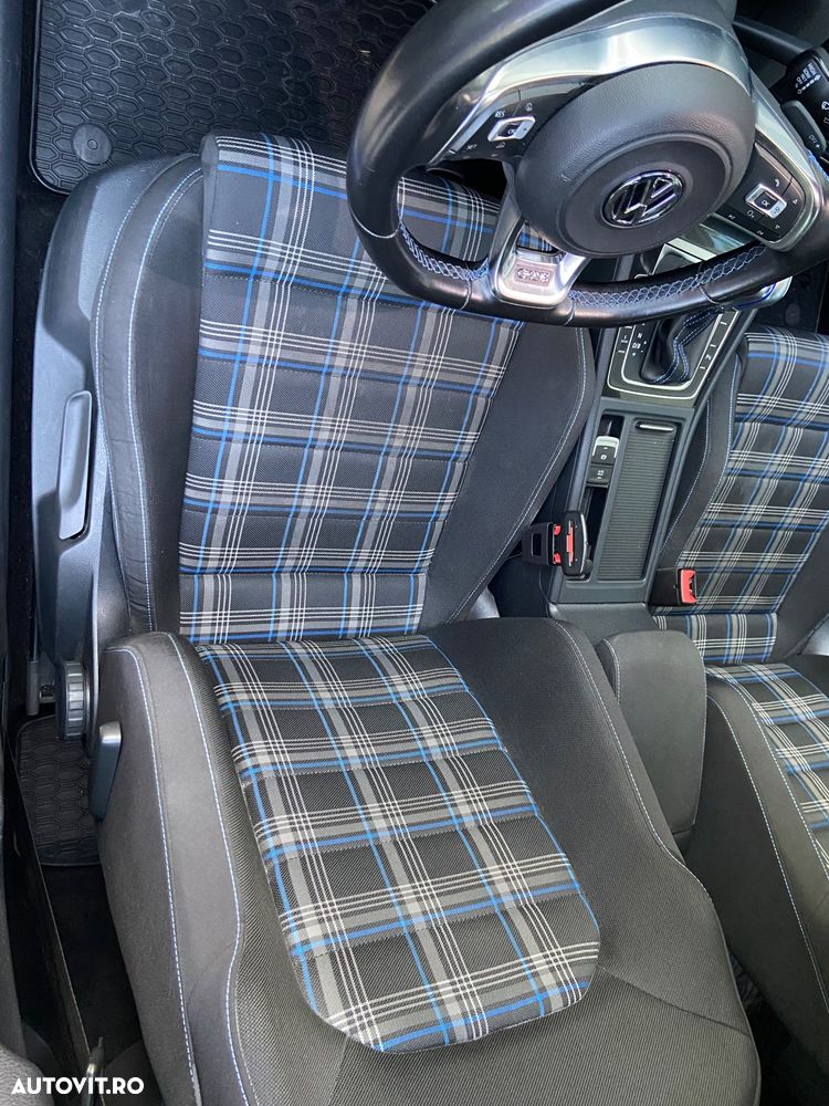 Volkswagen Golf 1.4 GTE Plug-In-Hybrid DSG - 11