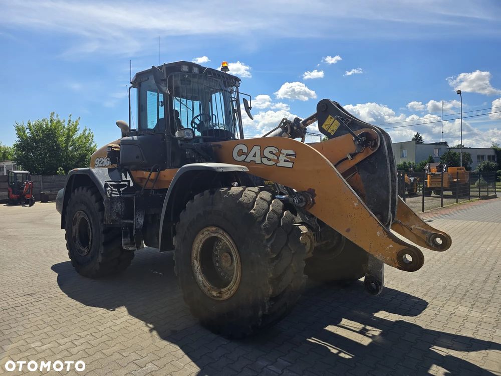 Case 921G - 7
