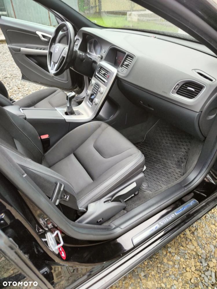 Volvo S60 D3 Drive-E Momentum - 2