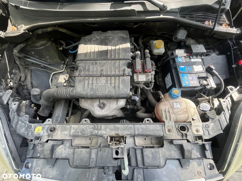 Fiat Punto Evo 1.4 8V Dynamic - 8