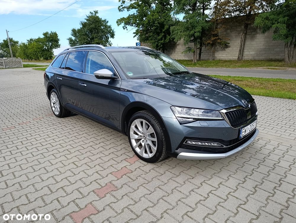 Skoda Superb 2.0 TDI 4x4 DSG Scout - 2