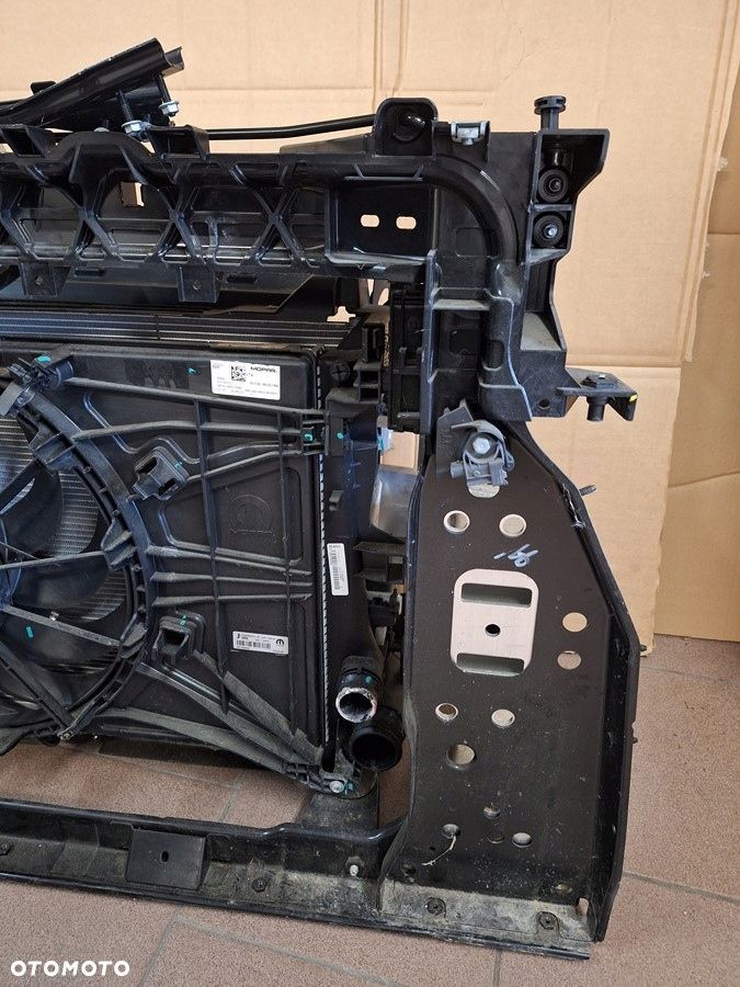 jeep compass II lift 2.0 mjt m-jet  chlodnice  pas przedni  kpl. - 7