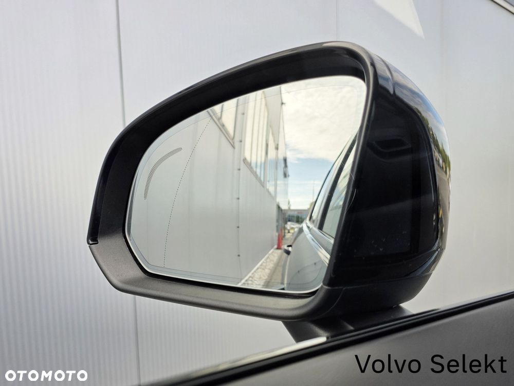 Volvo EC40 - 33