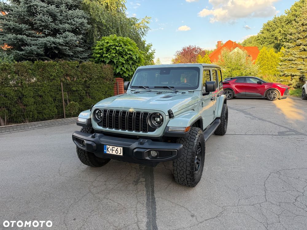 Jeep Wrangler - 2