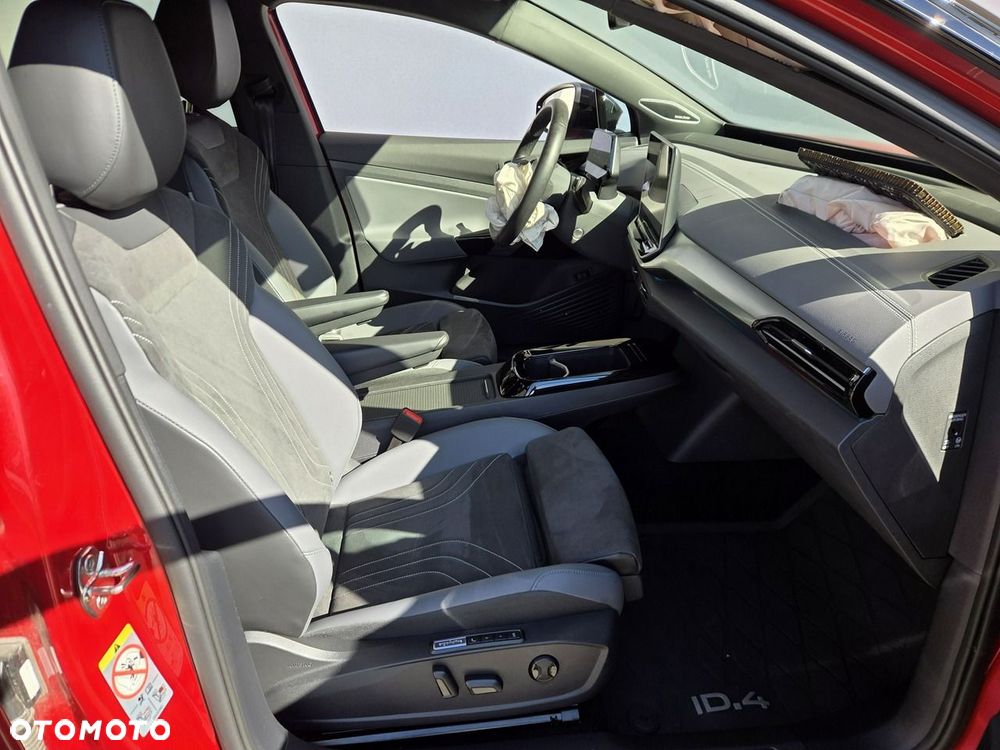 Volkswagen ID.4 - 12