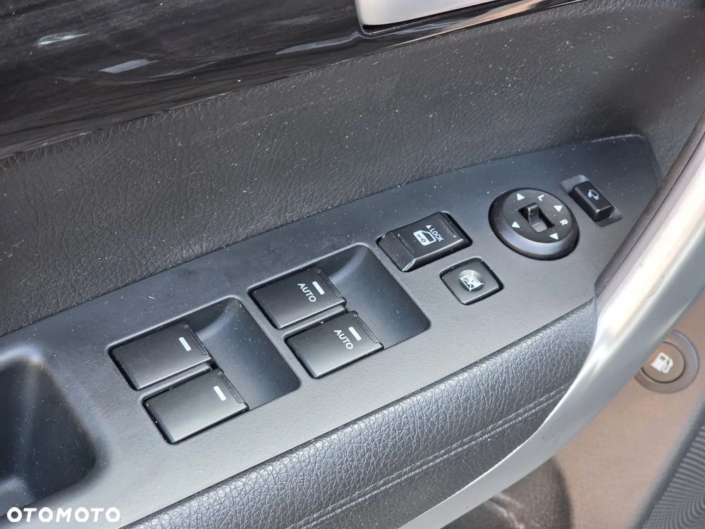 Kia Sorento 2.4 CVVT 4WD Edition 7 - 21