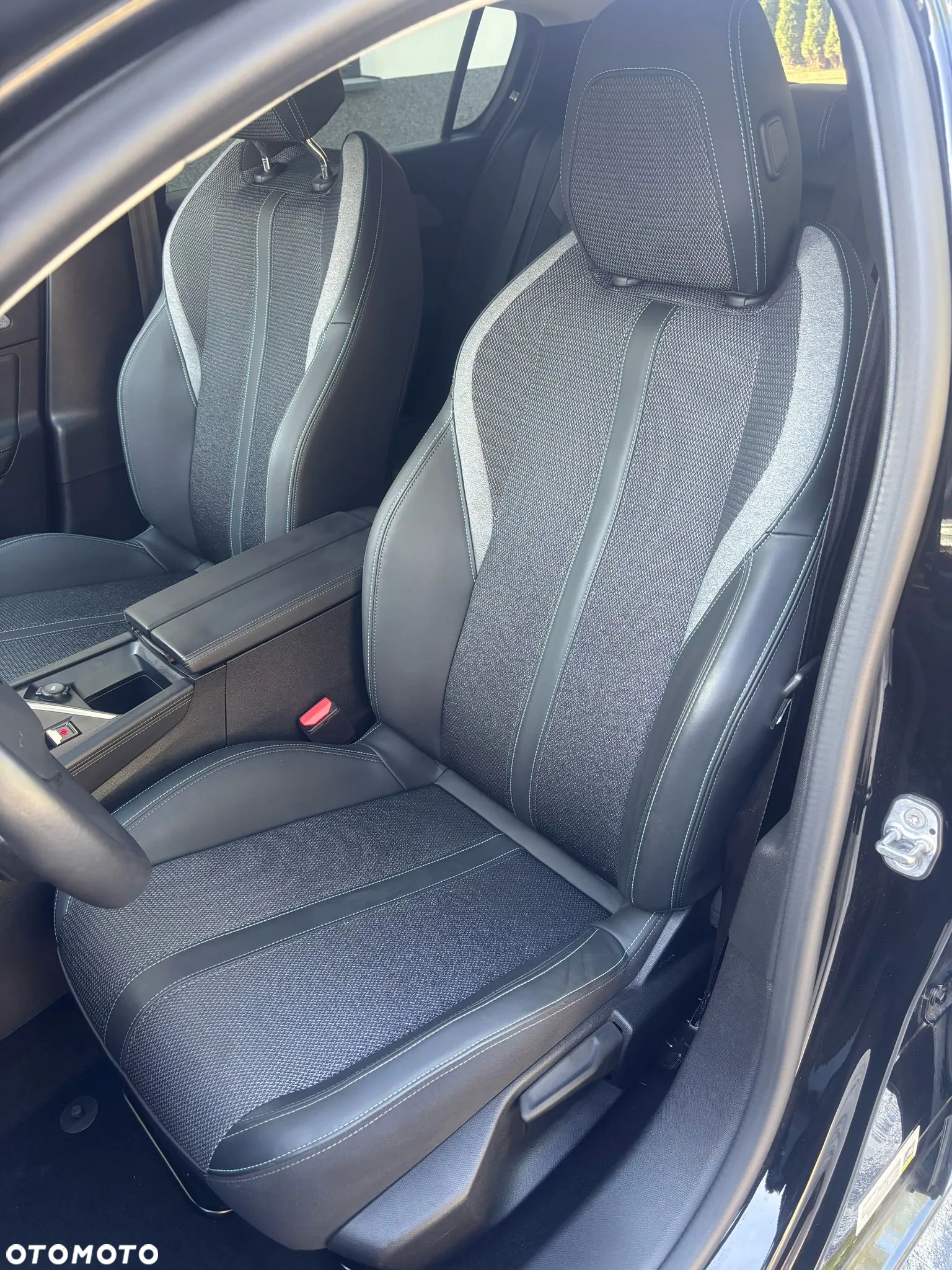 Peugeot 308 1.2 PureTech Allure S&S - 10