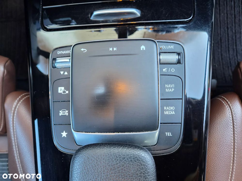 Mercedes-Benz CLA 180 d 7G-DCT Progressive - 15